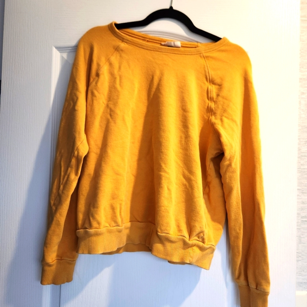 Universal Thread Womens shirt S EUC